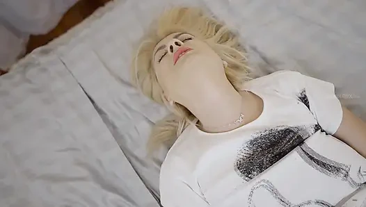 Ayaklar ve naylon solo 2