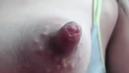 Uzun sert büyük meme