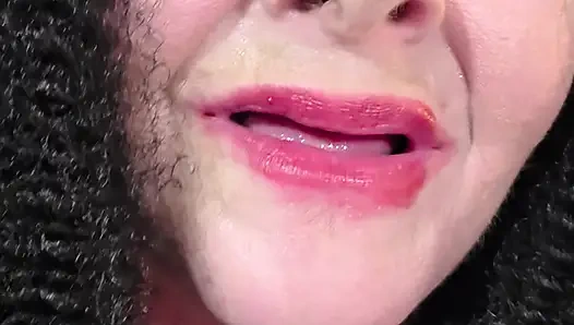 Evet nineler yırtılana kadar eski amını sikiyor porno izliyor