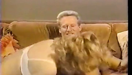 Maxine (USA Trailer)