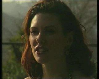 Olivia xxx ile konuşan kızıl saçlı esmer porno yıldızının adı?