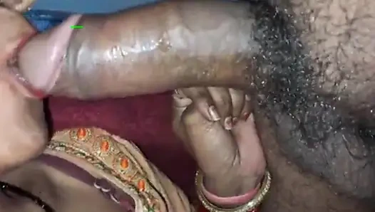 Desi mommy lund chus kar mal pi gyi