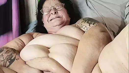 Gece bitmeden seninle kötü şeyler yapacak