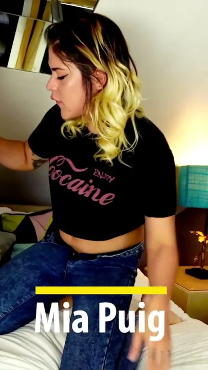 Groobydvd: euro tgirls #3 | Klip 1
