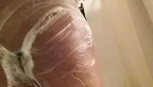 İri güzel kadın banyo zamanı