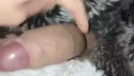 Kürk ve yünlü montumla sikimle oynuyorum