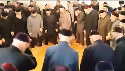 Sarah hyland'ın çıplaklık ve mastürbasyon derlemesi