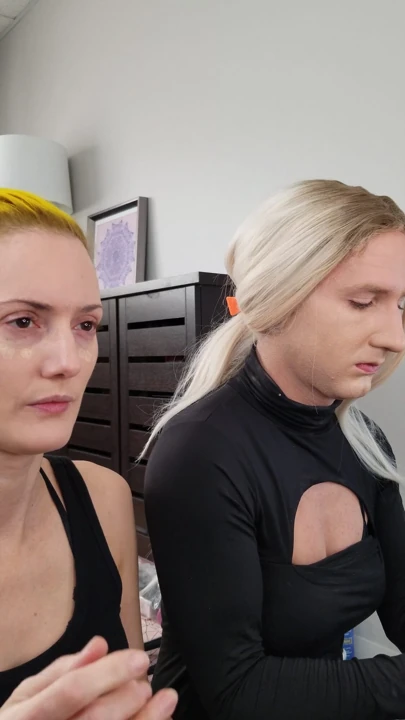 Crossdresser Bailey Wilde ve Belyla Bradley Makyaj Yapıyor | Bölüm 1