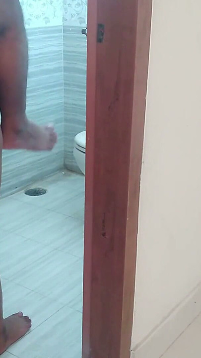 Komşu teyzeyi banyoda sik! | Klip 3