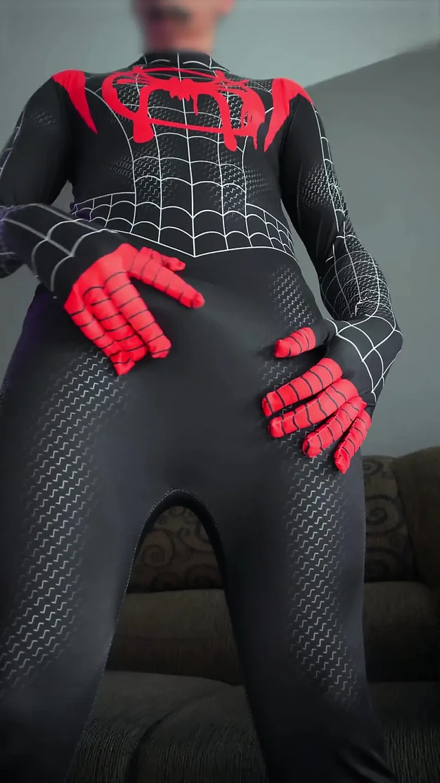Miles Morales Spider-Man Cosplay Mastürbasyon Ve Boşalma Oldukça Sıcak - Gozo Farto