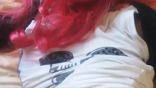 Tanıştığımıza memnun oldum, benim adım Lovenia ve bir kusurum var: pathological aerophagy