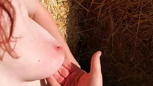 Ağır çekimde hey gerçek kamuda göğüsleri tokatlıyor - fragman