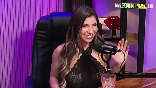 Latin ateşli Alexia Dhein ile podcast