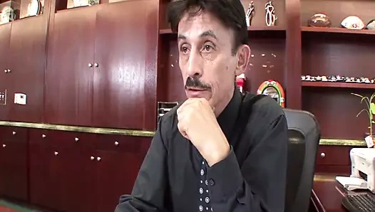 Brook foxxx'a katılın ve onun harika yeteneklerini izleyin