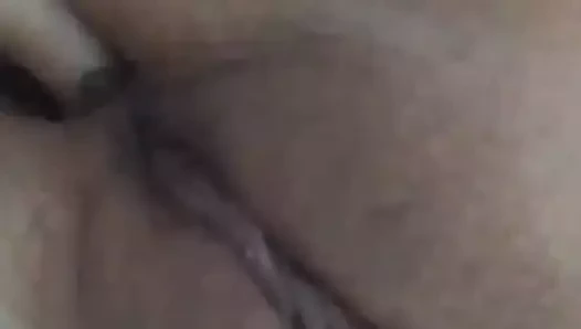 Kız arkadaşım götünü parmaklıyor