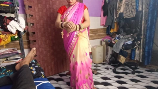 Desi Indian newly married bhabhi sex with her sasur .