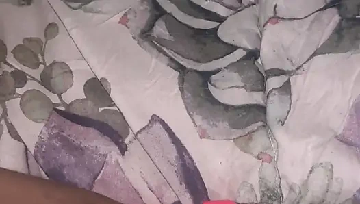 Şişman siyah amcığımla oynarken beni izle