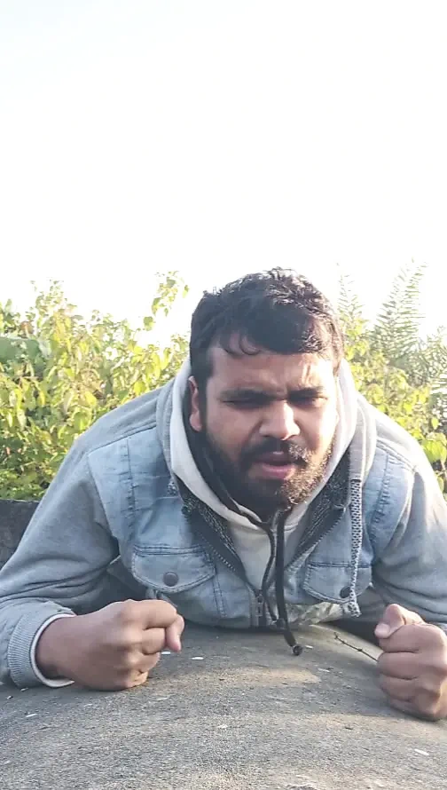 Hintli yıldızı Ismaatdeva'nın hayran kulübü üyesi Simpyy'ye noel hediyesi