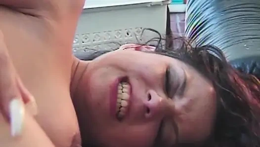 hemmungslose Sehnsucht endet im totalen Kontrollverlust in