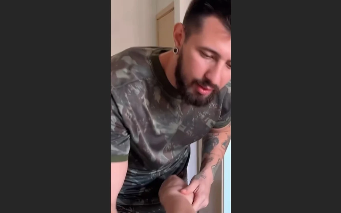 Cuck0ld's Friend - It All Starts With A Kiss On The Foot