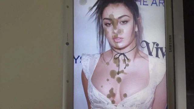 Charli xcx boşalma haraç