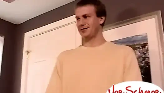 Enerjik bir yarak vuruşu