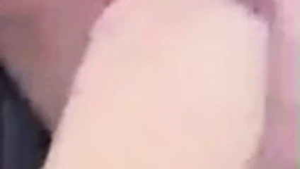 Kız arkadaş - sürtük dildo yalıyor