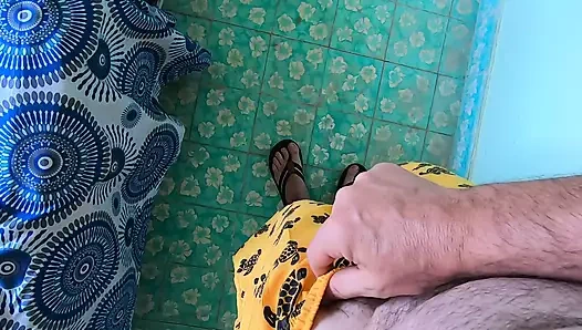 Sikimi sert em tatlım ve ağzına boşalmama izin ver