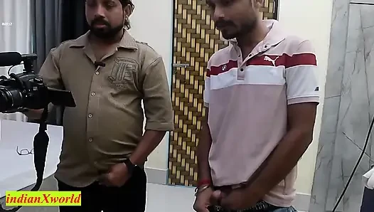 Güzel Televizyon Sunucusu Ilk Kez Üçlü Seks Yapıyor! İçine Boşalma