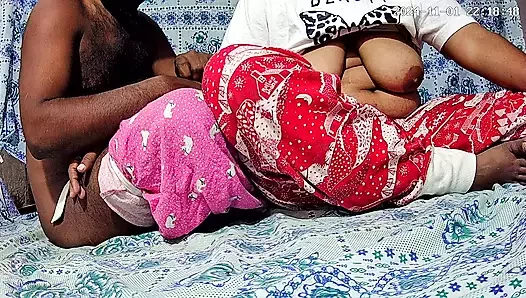 Hintli dasi genç bahabi ve dewar ormanda seks 397554