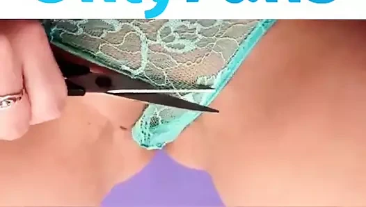 Yakın çekimde külotunda idrar - Cristal_paredes69