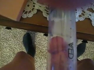 Üroloğum, Ed'e yardımcı olması için beni bir pompaya bağladı.