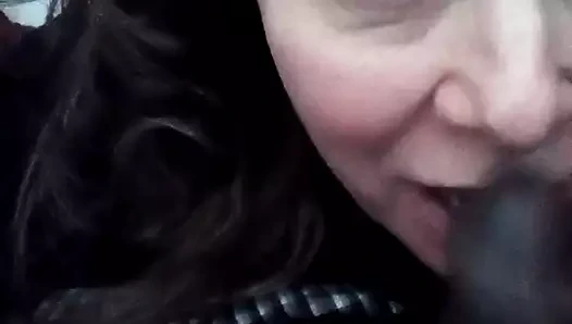 Bu çük emmeyi seviyorum