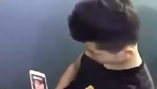 Spy içinde mall toliet kl bölüm 2