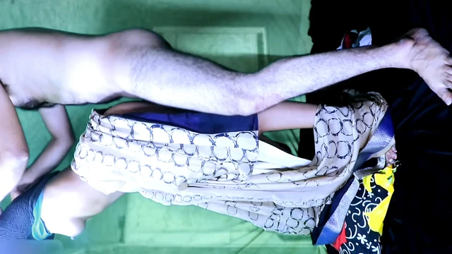 Friend wife chatting. She live alone a long time and she need sax.and he got alone then take advantage her young saxy figure and