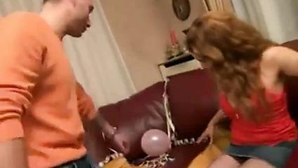 Erkek arkadaş dinlenmek olarak becerdin alır