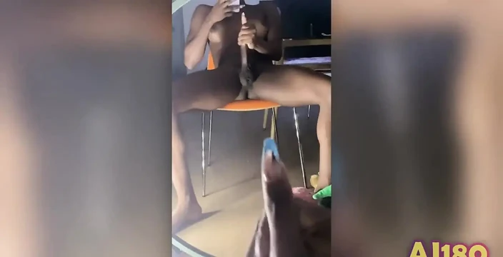Yansıma ereksiyon temizlikte ve düzenlemede korkunçum, ama orgazm olmakta harikayımdır.