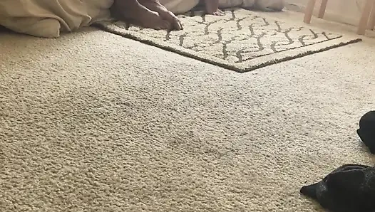 Amcığı büyük yarakla sikiyor