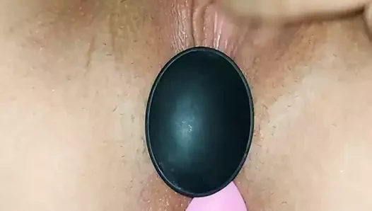 Kız arkadaşım evde 2 fiş kullanıyor, yakın çekim