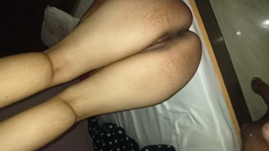 Ateşli büyük götlü yenge