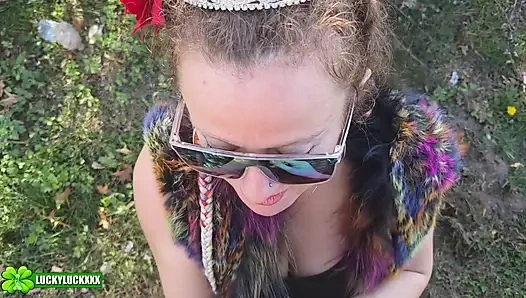 Şanslı kız Anastasia - baharatlı Ukranian otoparkta sikiliyor