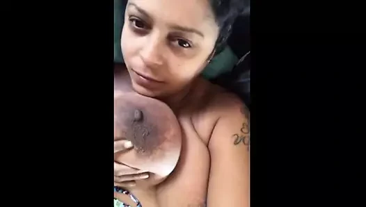 meme uçlarını em lütfen