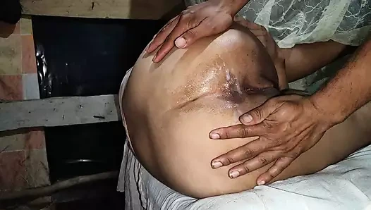 Aldatan kadın xvideos'tan ev yapımı Hintli ile fışkırtana kadar götümü yalıyor