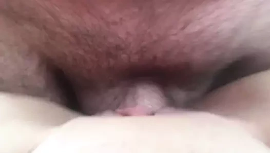 Web'den Mike sikişiyor ve orta yaşlı seksi kadın amcığını hamile bırakıyor