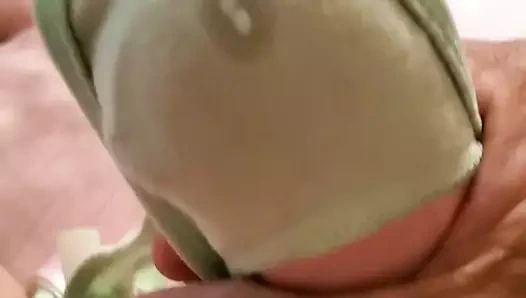 Boşalmak için 3 çift kardeşim inlaws külot kullandım