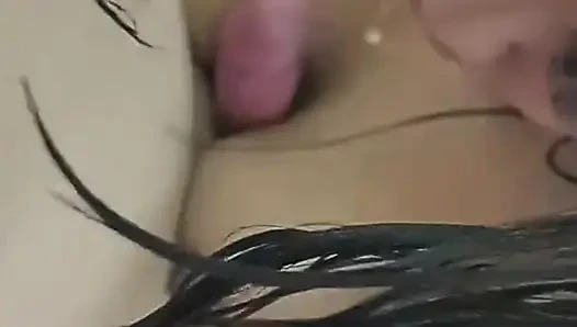 Моя жена хочет, чтобы я проникла в нее с другим мужчиной, она из Нью-Йорка