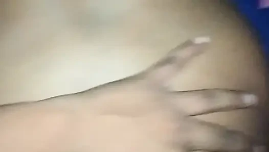 Khusbu bhabi kocasının arkadaşı tarafından sikiliyor