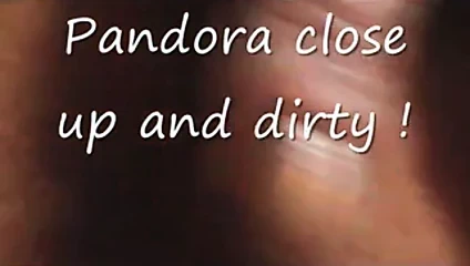 Pandora yakın kirli Mastürbasyon büyük klitoris ve creampied