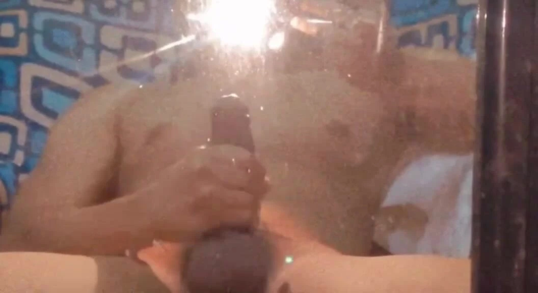 Öğrenci büyük yarak döl atıyor