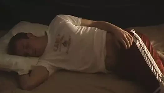 Genç atletik adam tory mason çalışma dışarı sonra mastürbasyon